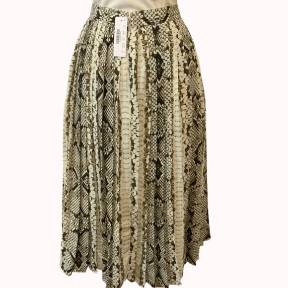 NWT J. Crew Pleated midi skirt in snakeskin print-M0587 - Picture 10 of 15